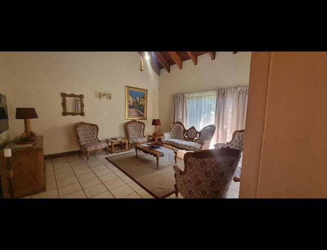 4 BEDROOM HOUSE FOR SALE IN ARCADIA